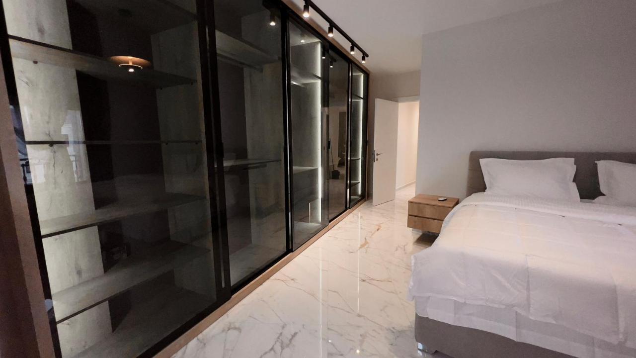 Zeus Deluxe Апартаменты Тирана